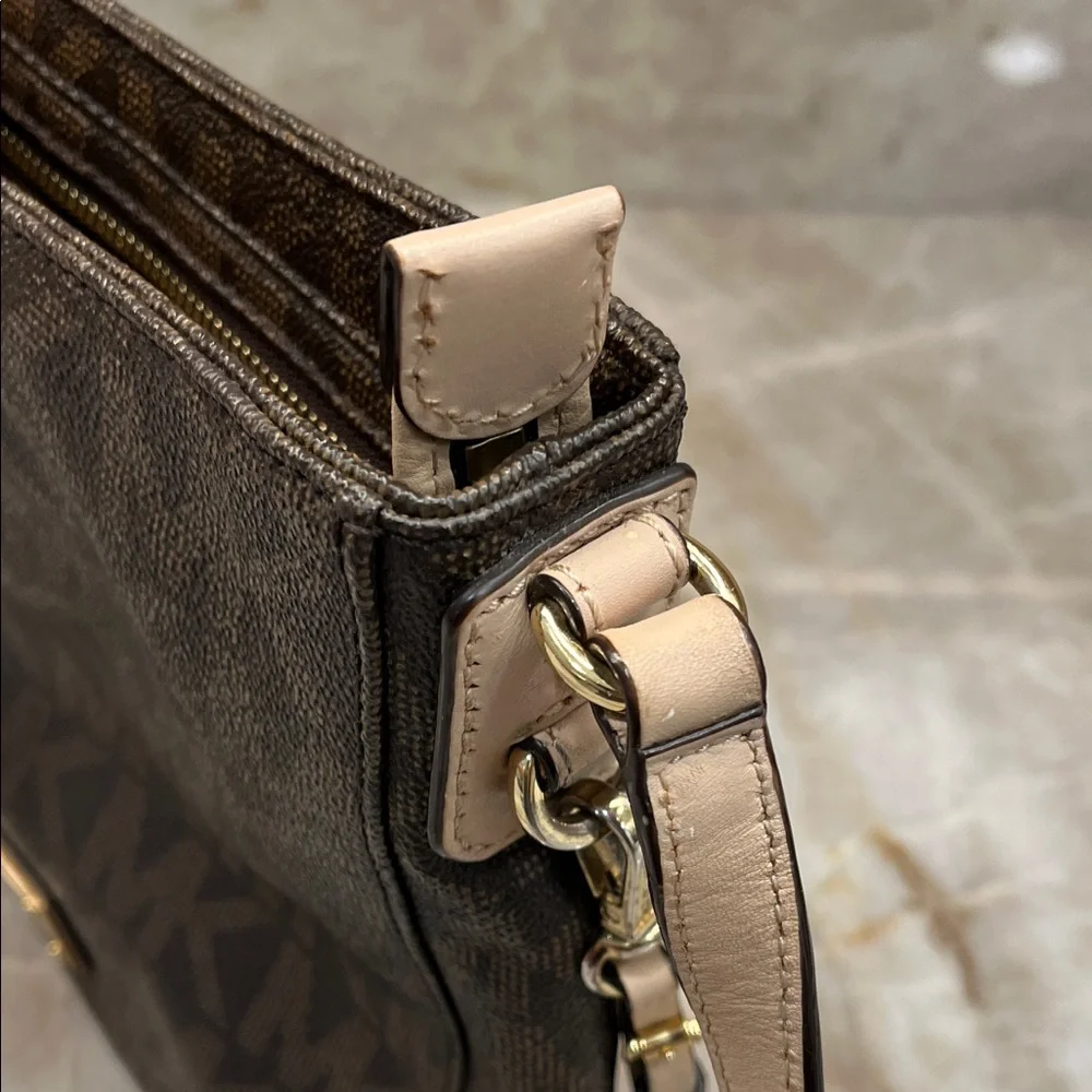 Michael Kors Dark Brown Monogram Shoulder Bag - Picture 12 of 13
